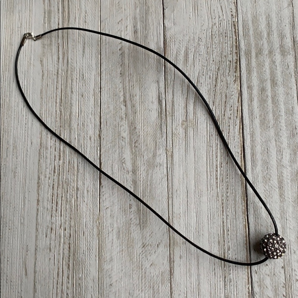 Gunmetal Crystal & Leather Cord Necklace NEW - Picture 3 of 4